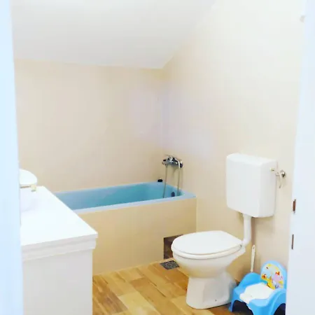 Sumski Raj- Forest Paradise 度假居 *